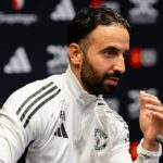 Dve hviezdy Manchestru United vylúčili zo súboja s Evertonom zranenie | Futbal | Šport