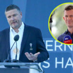 Dvojnásobný grandslamový víťaz sa vracia k Timovi Henmanovi, ktorý odhaľuje skutočný dôvod dlhej tenisovej sezóny