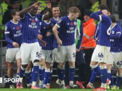 EFL Trophy: Návrat do Cardiff City vyradil Arsenal U21 z EFL Trophy Cardiff players celebrate