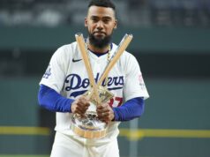 ESPN, Netflix a NBC podpísali novú mediálnu zmluvu s Major League Baseball ESPN, Netflix a NBC podpísali novú mediálnu zmluvu s Major League Baseball