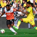 EXKLUZÍVNE | Aiyegun Tosin z Lorientu: "Régis Le Bris je jeden z najlepších."