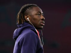 Ebere Eze menuje hviezdu Arsenalu, ktorá naňho urobila najväčší dojem od prestupu za 60 miliónov libier Eberechi Eze z Anglicka kontroluje ihrisko pred zápasom kvalifikácie MS 2026 proti Albánsku