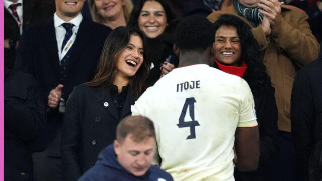 Emma Raducanu stredobodom kamier, keď Anglicko porazilo All Blacks Emma Raducanu stredobodom kamier, keď Anglicko porazilo All Blacks