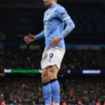 Erling Haaland odhaľuje novú oslavu gólu, keď napodobňuje kultového hrdinu Premier League – necháva fanúšikov v oku