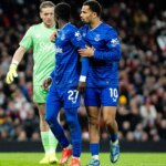 Idrissa Gueye dostal červenú kartu počas zápasu Everton vs Manchester United