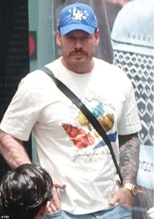 FBI zvýšila odmenu pre hviezdu olympijských hier Ryana Weddinga na Olympionik, z ktorého sa stal údajný drogový kráľ Ryan Wedding, bol zasiahnutý novými obvineniami zo strany FBI