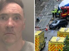 FC Liverpool vydal vyhlásenie po tom, čo sa Paul Doyle priznal k havárii pri prehliadke | Futbal | Šport FC Liverpool vydal vyhlásenie po tom, čo sa Paul Doyle priznal k havárii pri prehliadke | Futbal | Šport