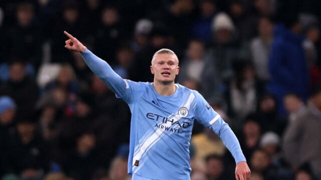 FPL 2025 Scout: Najlepší tím Fantasy Premier League, tipy hráčov, žetóny pre Gameweek 13
