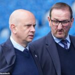 Stewart, vľavo hore, a Thelwell teraz opustili Rangers po brutálnom rozchode