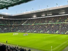 Fanúšikovia Celticu pišťajú Spomienka na nedeľnú poctu za skrátenú minútu ticha | Futbal | Šport Fanúšikovia Celticu pišťajú Spomienka na nedeľnú poctu za skrátenú minútu ticha | Futbal | Šport