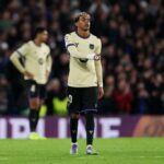 Fanúšikovia Chelsea mieria na hviezdu Barcelony Lamine Yamal s chorálom Estêvão