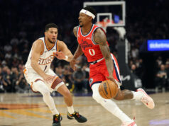 Fanúšikovia Clippers vybuchli po mizernom výlete Bradleyho Beala v Harden, Leonardova neprítomnosť logo pochodového šialenstva