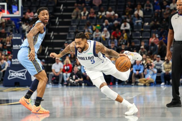 Fanúšikovia NBA reagujú na Ja Moranta posmievanie sa D'Angelovi Russellovi logo pochodového šialenstva