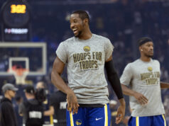 Fanúšikovia NBA reagujú na Jonathana Kumingu, ktorý údajne tvrdí, že má boľavé koleno napriek čistej magnetickej rezonancii logo pochodového šialenstva