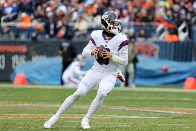 Fanúšikovia NFL osočujú bývalého generálneho riaditeľa Titans Ran Carthona za logo pochodového šialenstva