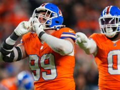 Fanúšikovia NFL otvorene pri výhre Broncos nad Raiders Fanúšikovia NFL otvorene pri výhre Broncos nad Raiders