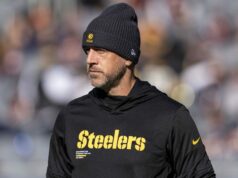 Fanúšikovia NFL reagujú, keď Aaron Rodgers tvrdí, že hral cez viaceré zlomeniny vs Bills logo pochodového šialenstva