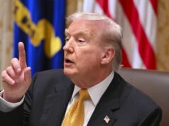 Fanúšikovia NFL sa rozdelili v názore na plány Donalda Trumpa zúčastniť sa zápasu Commanders-Lions logo pochodového šialenstva