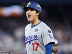 Fanúšikovia Svetovej série zúria nad tým, že Shohei Ohtani dostal od rozhodcov MLB „špeciálne zaobchádzanie“ v zápase 7: „Je to býci***“ Fanúšikovia Svetovej série tvrdili, že Shohei Ohtani dostal v sobotu od rozhodcov