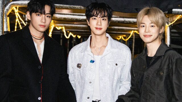 Fanúšikovia reagujú, keď BTS' V zabudne text piesne „Spring Day“ počas vystupovania s Jinom a Jiminom na RUNSEOKJIN_EP. TOUR ENCORE Day 2
