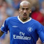 Veron na lopte počas svojich dní v Chelsea.