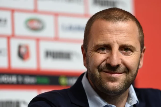 Florian Maurice sa snaží zmierniť napätie v OGC Nice Florian Maurice sa snaží zmierniť napätie v OGC Nice