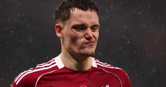 Florian Wirtz obviňuje hru po brutálnom obvinení Liverpoolu po tvrdení Florian Wirtz počas zápasu Premier League medzi Manchestrom City a Liverpoolom na Etihad Stadium.