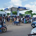 Francúzsko vyzýva občanov, aby opustili Mali, keďže blokáda ozbrojených skupín sa zintenzívňuje | Správy Al-Kájdy