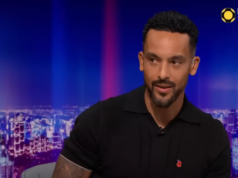 Frustrovaní fanúšikovia vypískaní v zápase Tottenham vs Man Utd vidia, že Theo Walcott opäť vystrelil Theo Walcott na MOTD