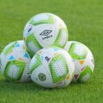 Futbalový zápas odvolaný 15 minút pred výkopom v chaose BBC | Futbal | Šport