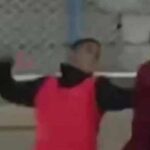 Futbalový zápas upadá do chaosu so 17 červenými kartami a políciou za použitia slzotvorného plynu | Futbal | Šport