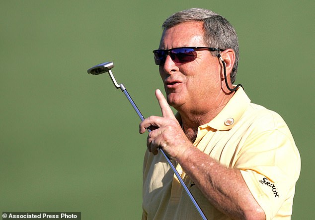 Fuzzy Zoeller zomrel vo veku 74 rokov: Šampión Masters pošpinený Fuzzy Zoeller, dvojnásobný šampión v golfe, zomrel vo veku 74 rokov, povedal kolega
