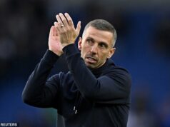 Gary O’Neil je mimo závodu o šéfa Wolves, pretože staršie hviezdy a fanúšikovia vyjadrujú pochybnosti o jeho návrate – a manažér šampionátu sa ukazuje ako uchádzač. Wolves konzultovali starších hráčov o vyhliadke Garyho O¿Neila na návrat do klubu