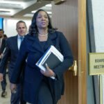 Guvernér amerického Fedu Cook ponúka podrobnú obhajobu v prípade hypotekárneho podvodu | Obchodné a ekonomické správy