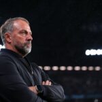 Hansi Flick vracia úder kritike barcelonskej taktiky