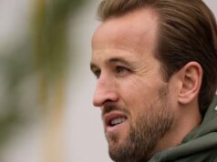 Harry Kane poskytuje aktualizáciu prestupu Bayernu Mníchov uprostred odkazov na Barcelonu a klebiet o návrate Tottenhamu Harry Kane prichádza na tréning do Mníchova pred zápasom Ligy majstrov medzi Arsenalom Londýn a FC Bayern.