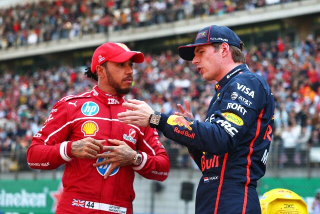 Helmut Marko poukazuje na jednu oblasť, v ktorej bol Lewis Helmut Marko poukazuje na jednu oblasť, v ktorej bol Lewis Hamilton lepší ako Max Verstappen počas boja o titul v F1 2021