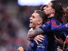 Hodnotenie hráčov Arsenalu proti Sunderlandu ako Leandro Trossard a dvaja ďalší excelujú pri remíze 2:2 Hráči Arsenalu oslavujú počas remízy 2:2 so Sunderlandom