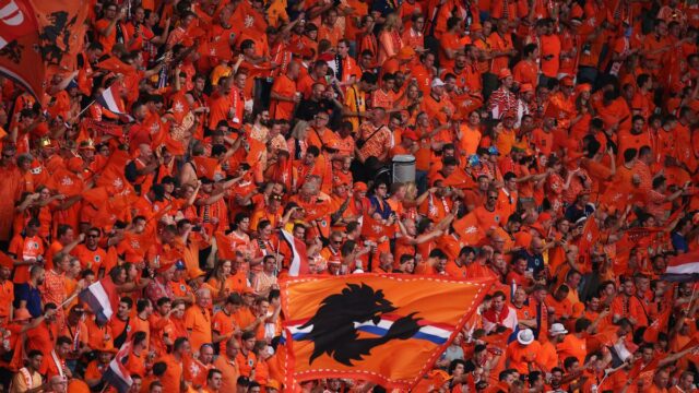 Holandská hráčska únia podporuje žalobu proti prestupovým pravidlám FIFA
