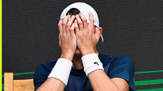 Holger Rune posiela po nočnej more zranení budíčku „skutočný šok“. Holger Rune posiela po nočnej more zranení budíčku „skutočný šok“.