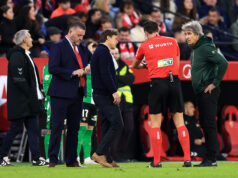 Hráči Realu Betis sú terčom rakiet od fanúšikov Sevilly Hráči Realu Betis sú terčom rakiet od fanúšikov Sevilly