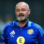 Steve Clarke sa musí uistiť, že tam nebude žiadna plachosť, ktorá niekedy stála Škótsko