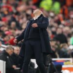 Hrozné rozhodnutie Arneho Slotu stojí Liverpool, keďže kríza Reds proti PSV pokračuje