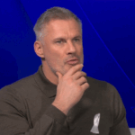 Hviezda Arsenalu Eberechi Eze núti Jamieho Carraghera, aby sa ospravedlnil naživo na Sky Sports