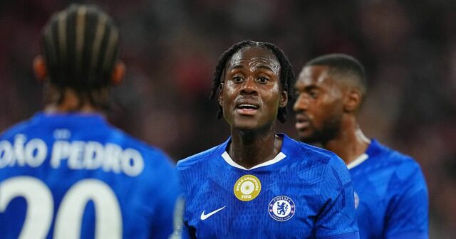 Hviezda Chelsea sa otvára na otočke po tom, čo bola Hviezda Chelsea sa otvára na otočke po tom, čo bola vylúčená pod vedením Maresca | Futbal | Šport