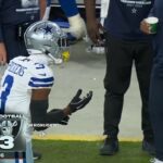 Hviezda Cowboys George Pickens vybuchla na trénerskej stoličke počas Monday Night Football