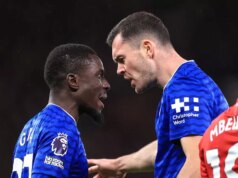 Hviezda Evertonu Idrissa Gueye prerušila mlčanie po fackovaní spoluhráča pri víťazstve v Man Utd Idrissa Gueyeová