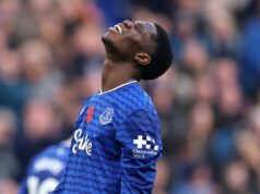 Hviezda Evertonu sa po emotívnom príspevku stala kultovým hrdinom – ale teraz potrebuje skórovať LIVERPOOL, ANGLICKO - 8. NOVEMBRA: Thierno Barry z Evertonu reagoval po strelení gólu, ktorý bol vylúčený pre ofsajd počas zápasu Premier League medzi Evertonom a Fulhamom na štadióne Hill Dickinson 8. novembra 2025 v Liverpoole v Anglicku. (Foto: Carl Recine/Getty Images)