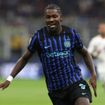 Hviezda Interu Miláno sa vracia do plnej kondície pred zápasom AC Miláno Derby, keďže Chivu plánuje návrat kľúčového dua