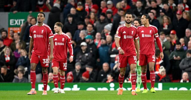 Liverpool utrpel ďalšiu prehru v Premier League proti Nottinghamu Forest.